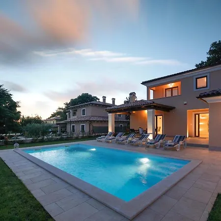 Holiday home Re