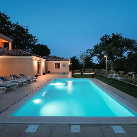 Holiday home Re